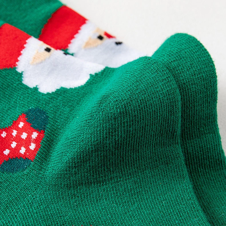 OEM Wholesale Soft Cozy Winter Warm MIDI Crew Grip Socks Christmas Socks for Women